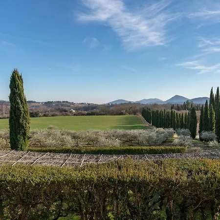 Cinquemiglia Sleeps 12 Pool Wifi