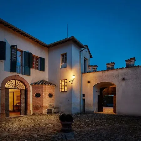 Cinquemiglia Sleeps 12 Pool Wifi San Secondo